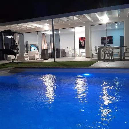 Villa La Perla فيلة كوستا تاغيسي