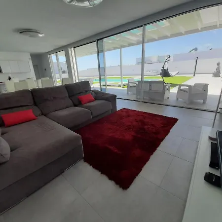 Villa Villa La Perla *
